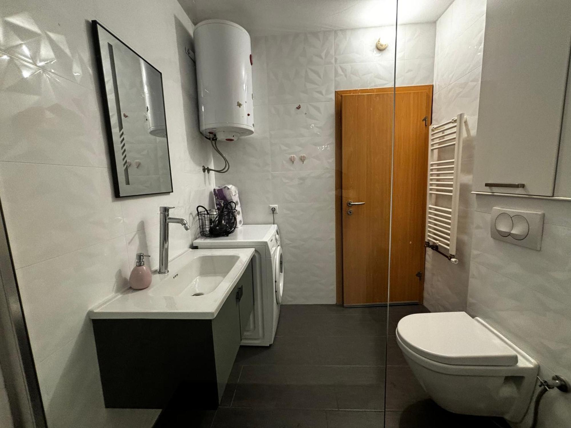 Cozy City Center Apartment Prizren Exterior photo